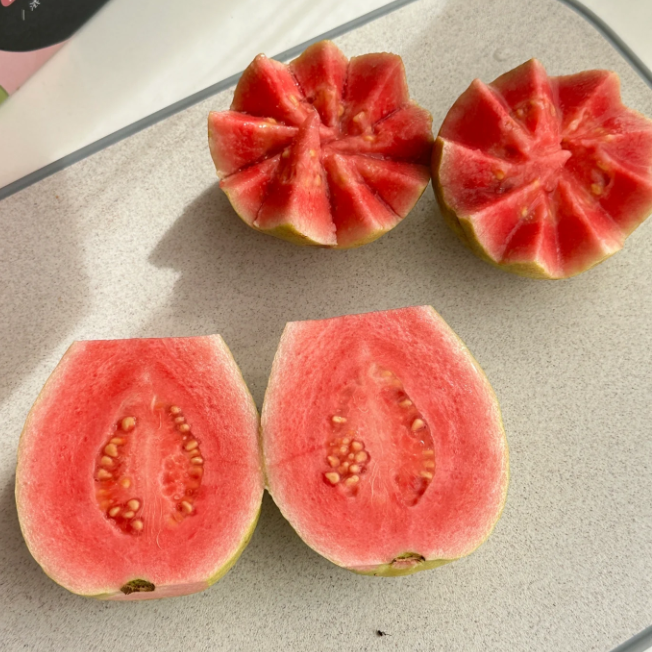 Semillas de guayaba rosada orgánica tropical de fresa y guayaba